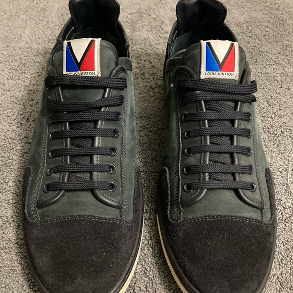 Authentic Louis Vuitton Slalom sneaker size 8 1/2 LV - Picture 4 of 13